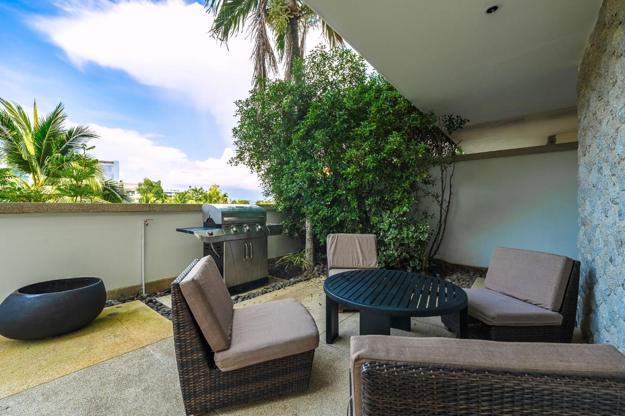 Апартаменты Private Pool At *